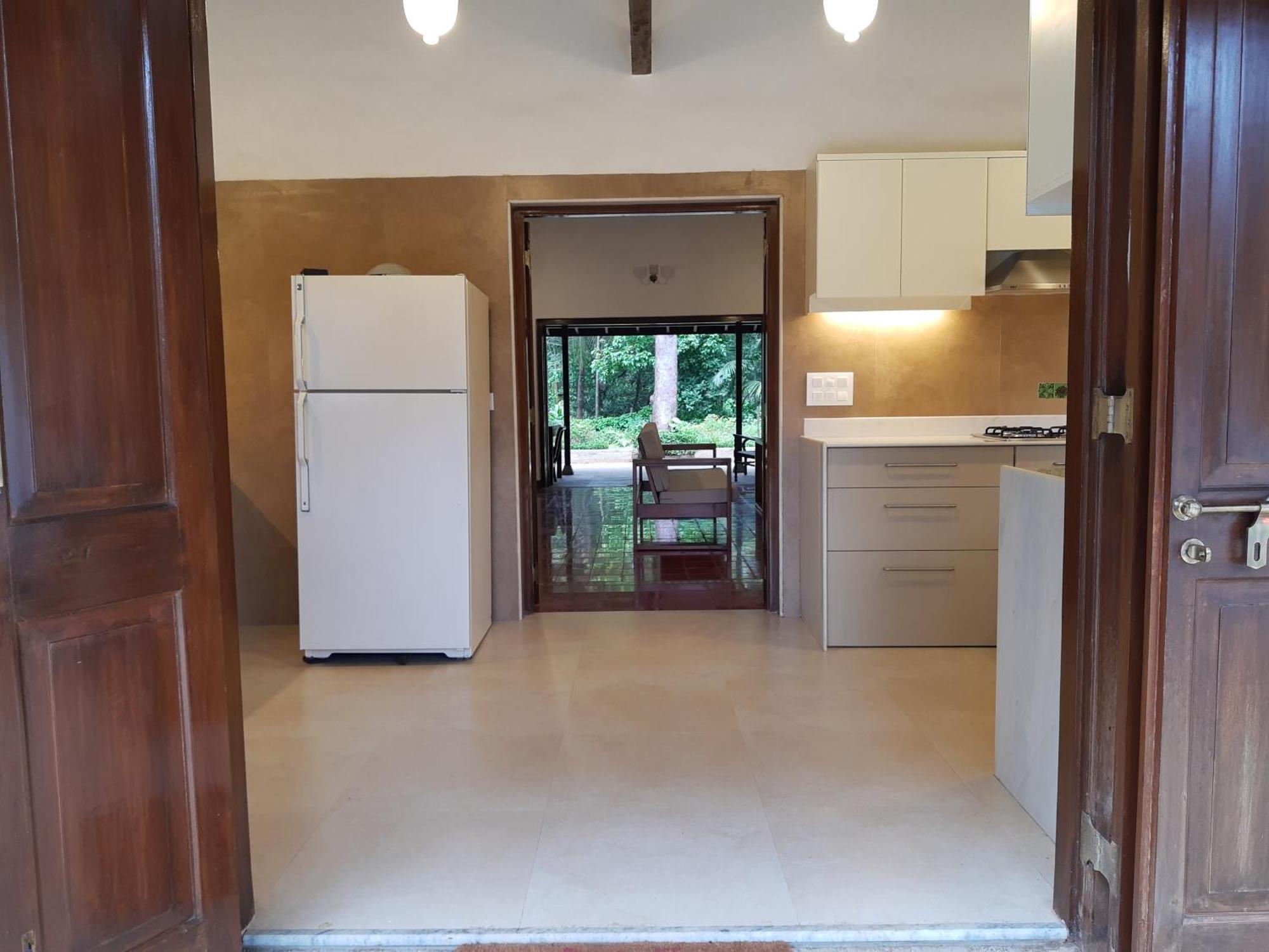 Banyan House - Luxurious 4 Bedroom Villa On One Acre, Near The Beach Nagaon  Zewnętrze zdjęcie