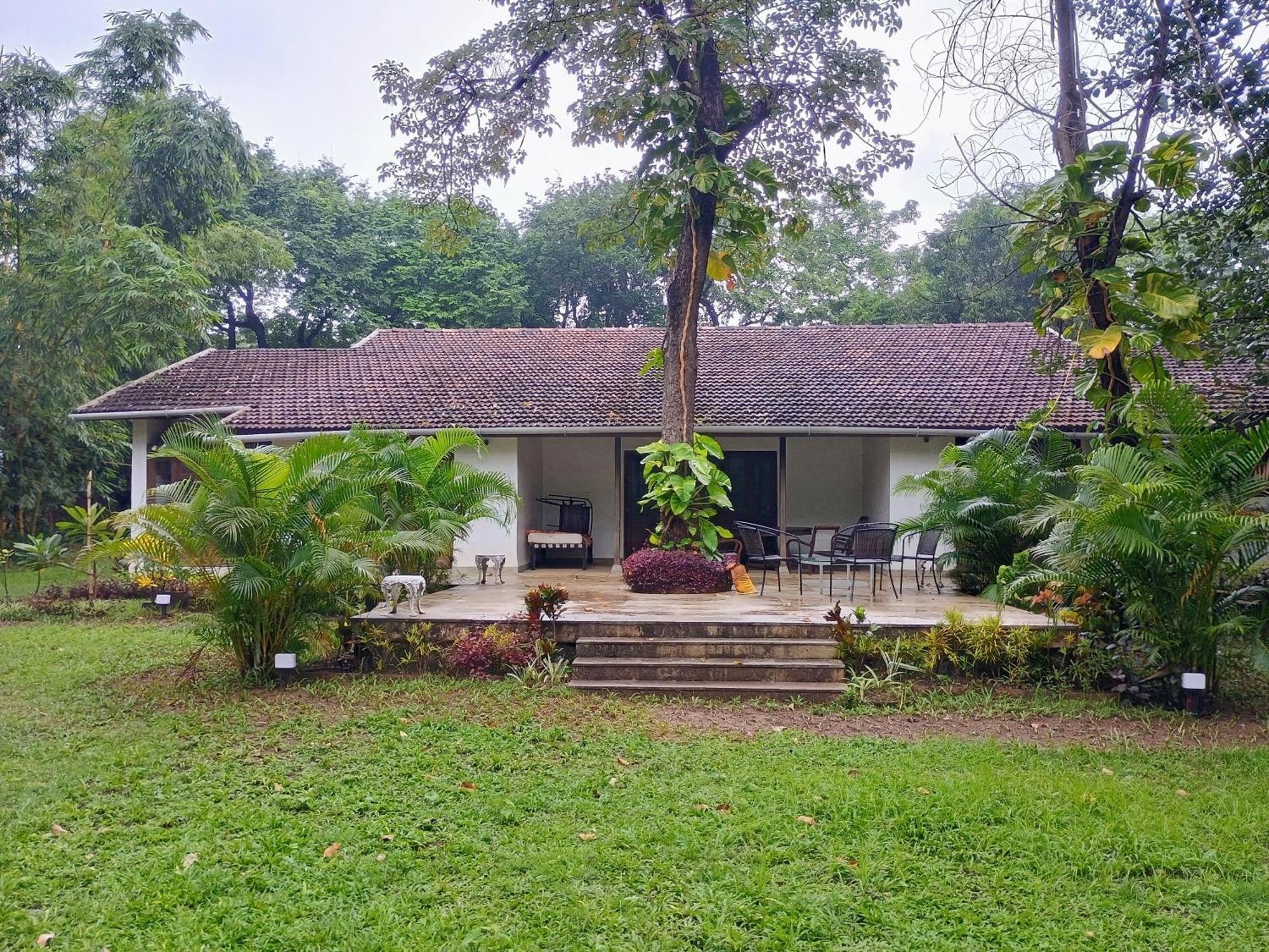 Banyan House - Luxurious 4 Bedroom Villa On One Acre, Near The Beach Nagaon  Zewnętrze zdjęcie